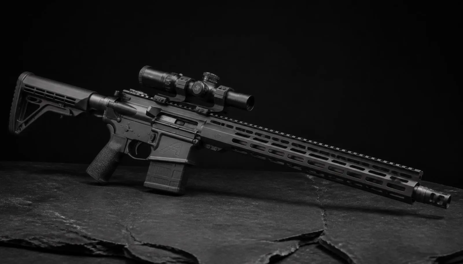 fuzil 762 Smith Wesson M&P10 calibre 7.62 com luneta sobre ardósia